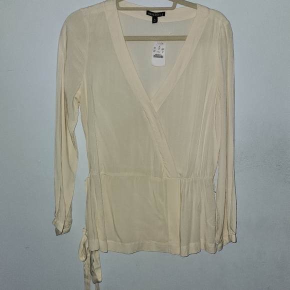 NWT J.Crew Mercantile Cream Faux Wrap Top Blouse 6 Viscose - Picture 2 of 8